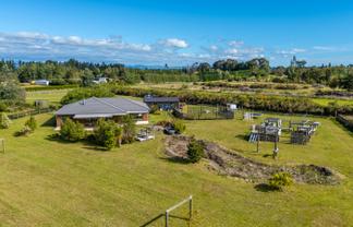 829 Chester Road, Carterton