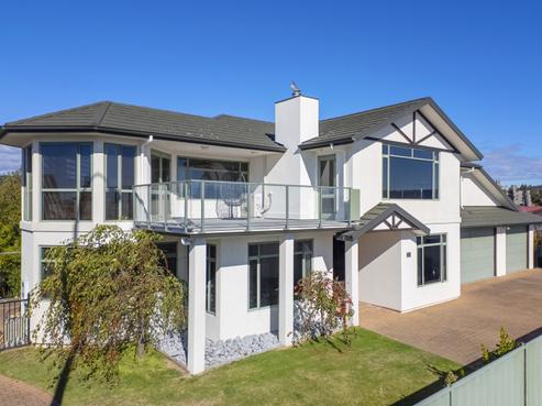 905 State Highway 1, Waitahanui