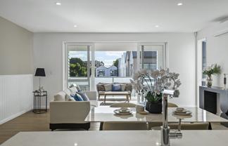 4 Yellow Pear Lane, Karaka