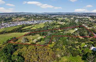 55 Red Hills Road, Massey