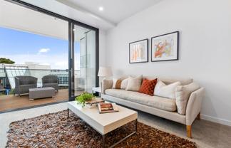 104/8a Lake Pupuke Drive, Takapuna