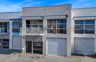 Live Upstairs, Work Downstairs - Motivated Vendor