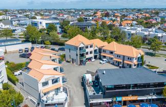 Premium motel asset on iconic elevated site