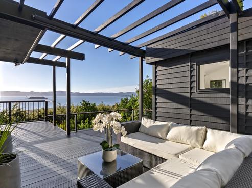 11 Karaka Street, Eastbourne