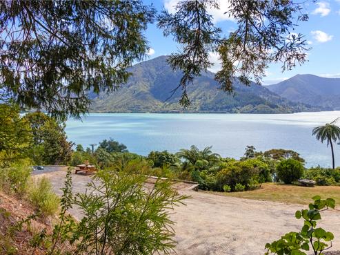 126 Moetapu Bay Road, Pelorus Sounds