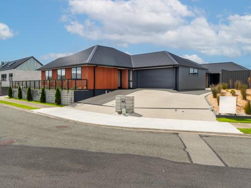 97 Hoffman Court, Waikiwi