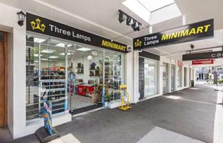Three Lamps Retail | 87sqm