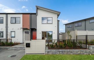 139 Waituarua Road, Takanini