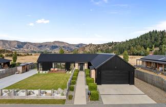 36 Cooper Crescent, Luggate