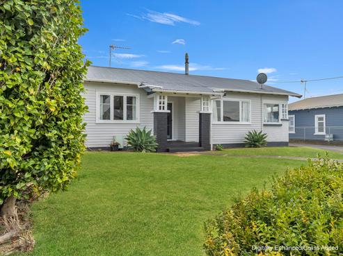 27 Moore Avenue, Tawhero