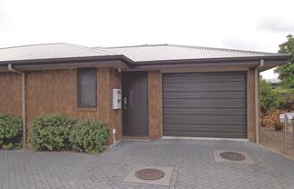 1/31 Jones Crescent, Melville