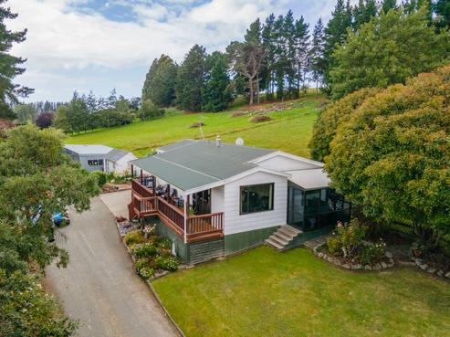 51 Fairview Road, Fairview