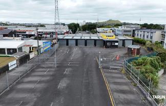 Large Onehunga Yard + Warehouse