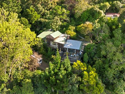 1077 Dyers Pass Road, Governors Bay
