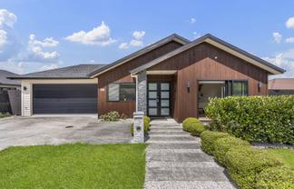 21B Robert Might, Kumeu