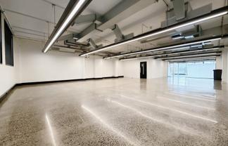 Stylish 253m2 Turnkey Office with Private Balcony 