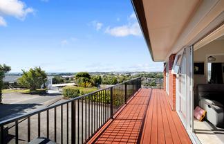8 Hillcrest Street, Glen Avon