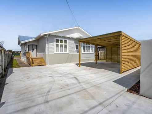 72 Victoria Street, Hawera