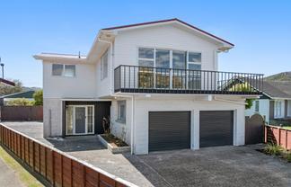 5 Ferretti Grove, Avalon