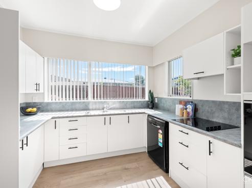 5 Ferretti Grove, Avalon