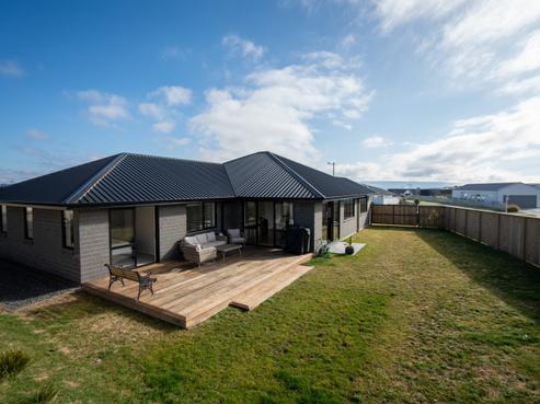 48 Maunganamu Drive, Wharewaka