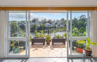 1184c Victoria Street, Whitiora