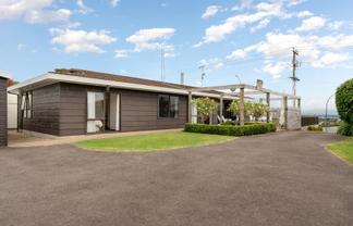 206 Cambridge Road, Bethlehem