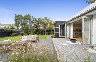 97 Tomes Road, Saint Albans