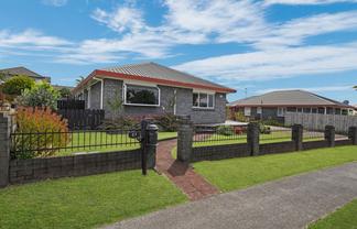 27 Cooper Street, Pukekohe