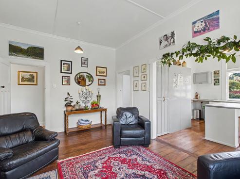 10 Greenfield Street, Hector