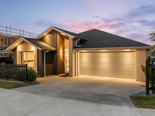 4 Pekanga Road, Orewa