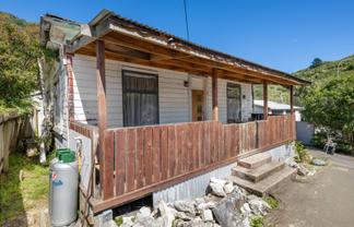 44 South Terrace, Picton