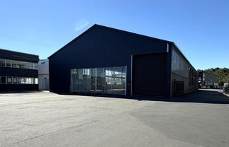 Savills | Warehouse & Showroom – 1,165sqm