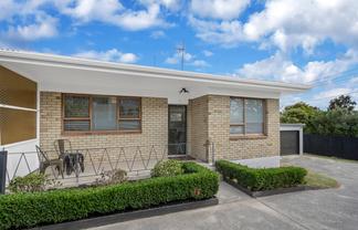2/52 Butterworth Drive, Glendene