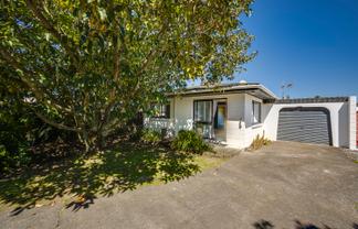 8 Thurley Place, Bay View