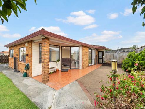 18 Botanic View, Manurewa
