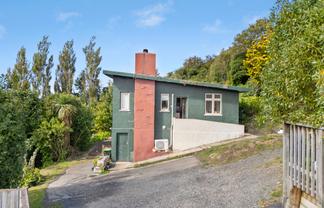 54,54A&54B Earls Road, Saint Clair