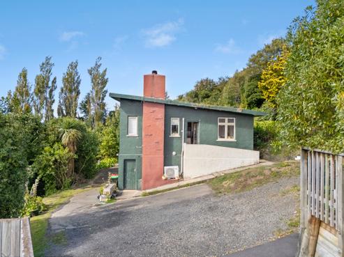 54B Earls Road, Saint Clair