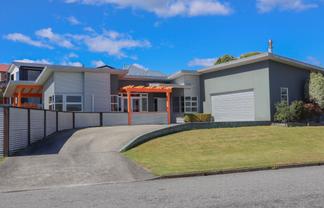 14 Alpine View, Hokitika