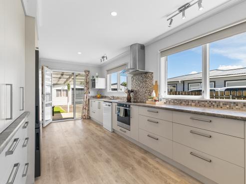 74 Kennedy Drive, Levin