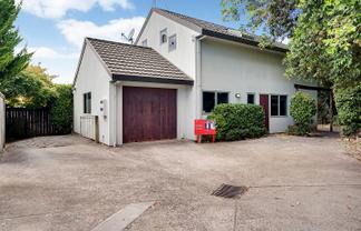 2/25B Abbotsford Street, Whitiora