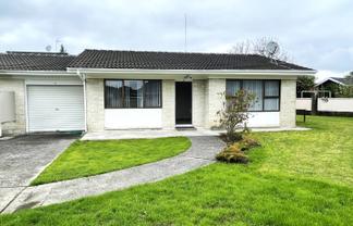 2/6 Papatahi Place, Henderson