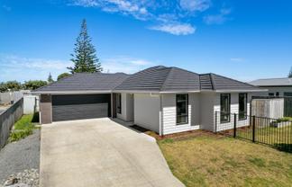 49 Seagrass Place, Otaki Beach