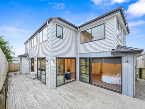 8B Corric Hill, Torbay