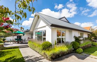 90 Winchester Street, Merivale