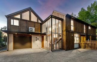 8 Bridgewater Lane, Stoke