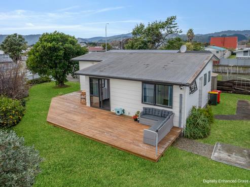 52 Mazengarb Road, Paraparaumu Beach
