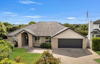 9 Portofino Point, Karaka