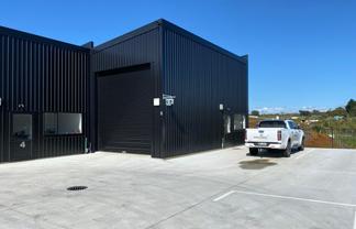Industrial unit with street appeal