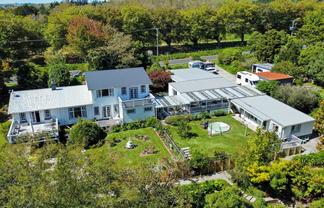 1324 Egmont Road, Egmont Village